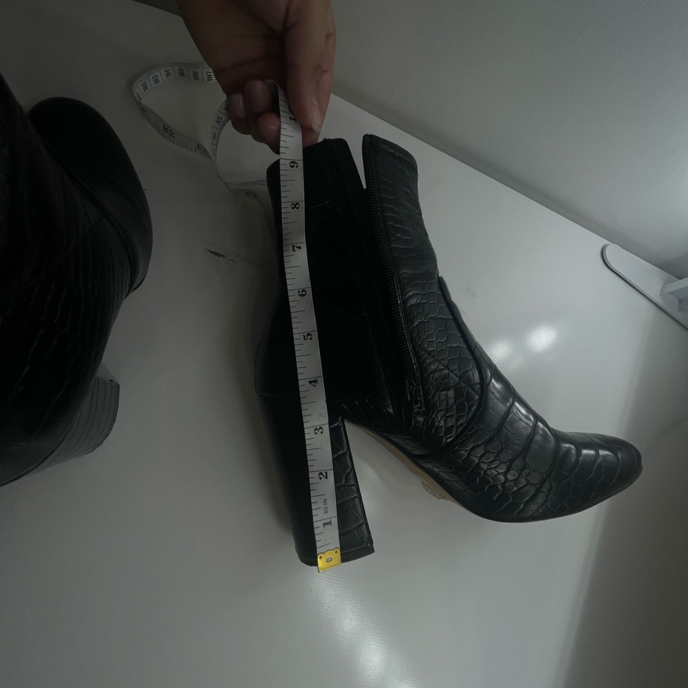 ALDO Booties - Picture 6 of 8